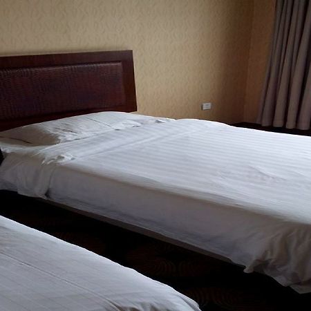 June Hotel Чанчун Екстериор снимка