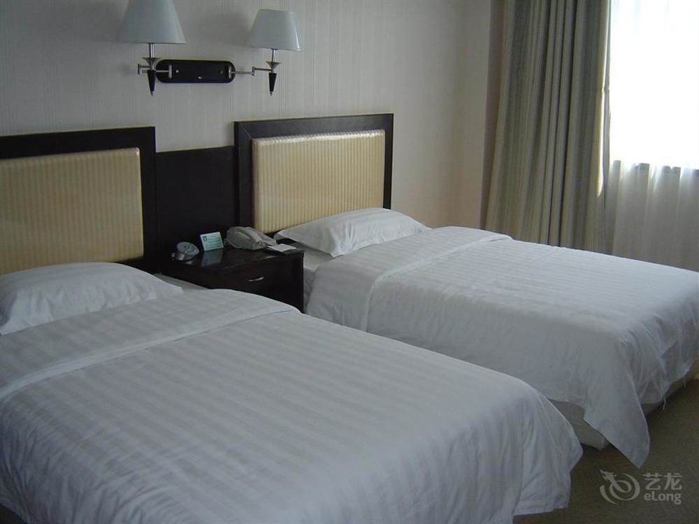 June Hotel Чанчун Екстериор снимка