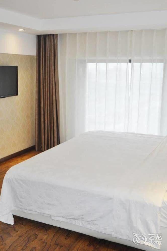 June Hotel Чанчун Екстериор снимка