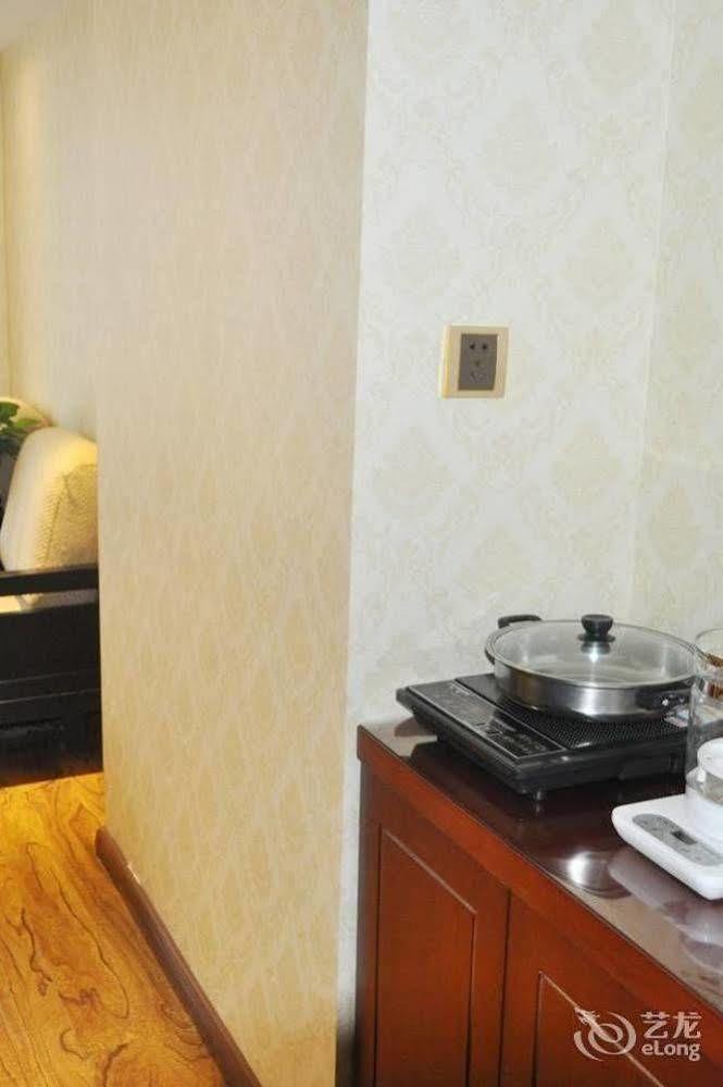 June Hotel Чанчун Екстериор снимка